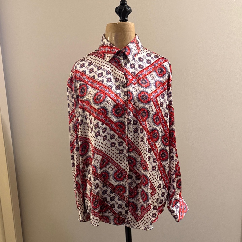 Zara Red and White Patterned Button Down Shirt